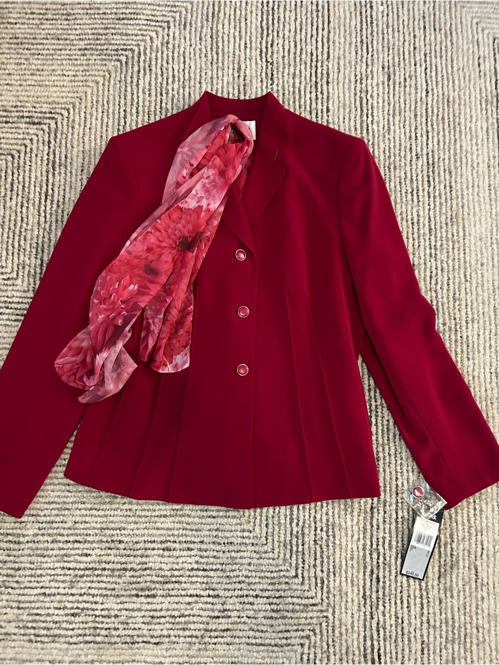 Kasper Women’s Size 8 Magenta Skirt Suit With Floral Scarf Career Church wedding - Picture 7 of 12